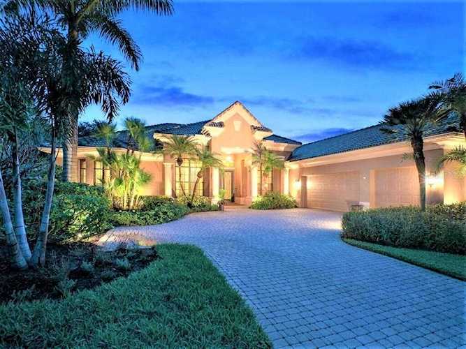 63 Grande Fairway Englewood, FL 34223