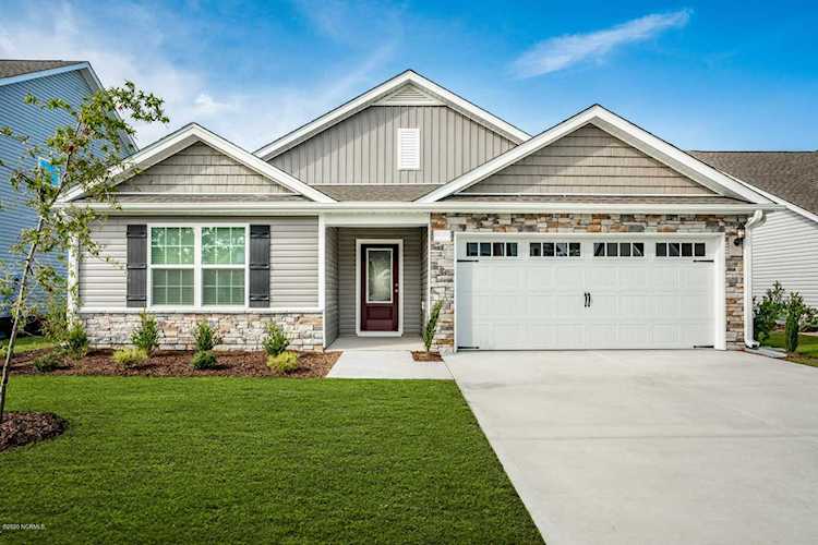10 N Wandering Lane Hampstead, NC 28443