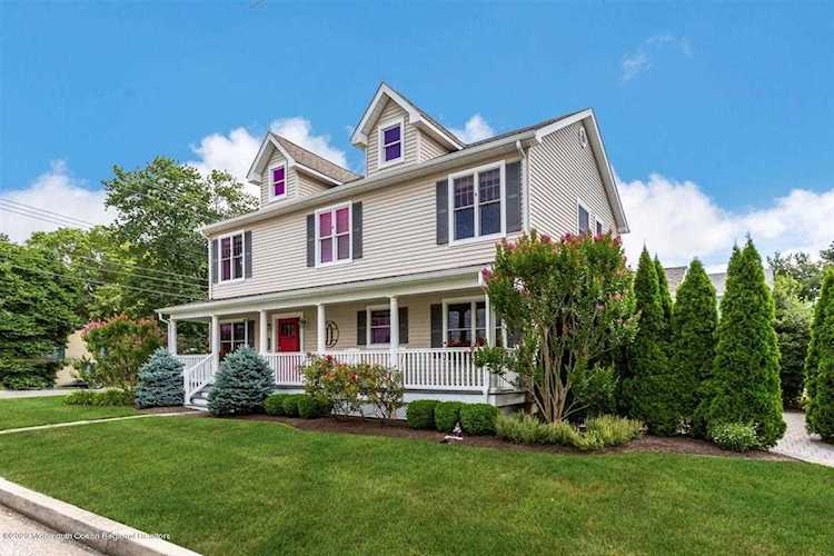 208 8th Ave Spring Lake Heights, NJ 07762 | MLS 22024328 Photo 1