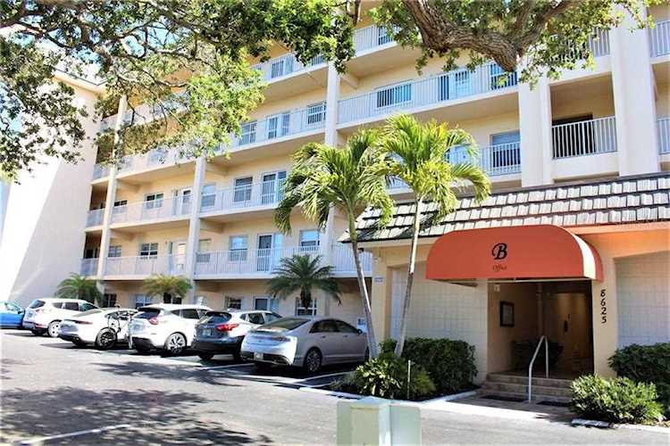 8625 Midnight Pass Rd #B401 Sarasota, FL 34242