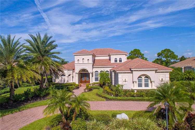 6718 Chancery PLACE University Park, FL 34201