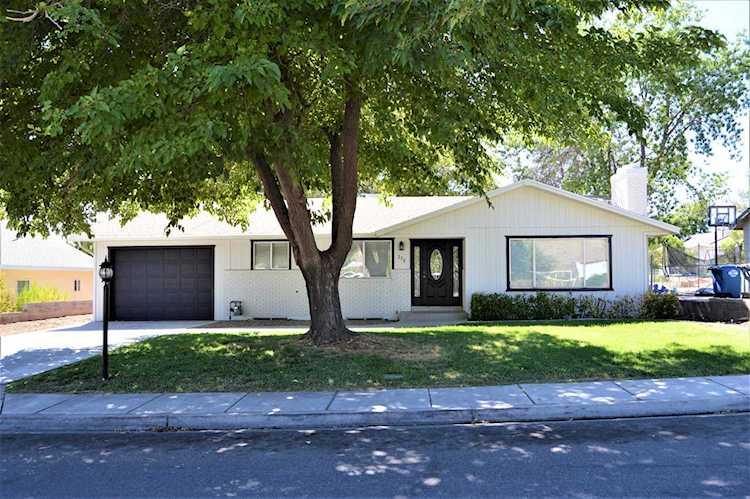 372 S 200 E Washington, UT 84780