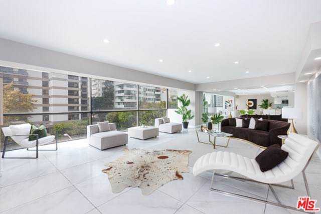 10450 Wilshire Boulevard #4E Los Angeles, CA 90024