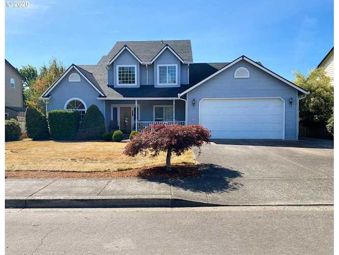 540 E Heritage Loop La Center, WA 98629