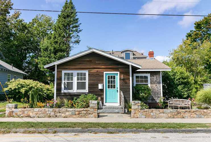 15 Willard St South Portland, ME 04106
