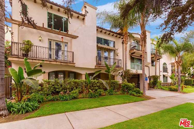 4301 Los Feliz Boulevard #14 Los Angeles, CA 90027