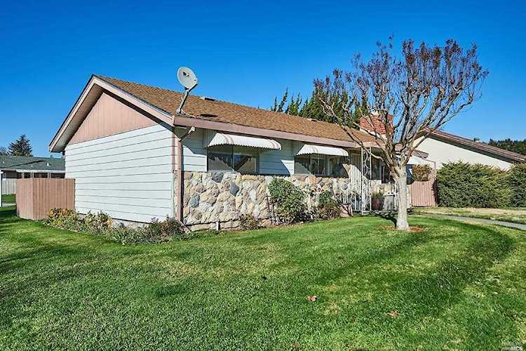 3 Temelec Circle Sonoma, CA 95476