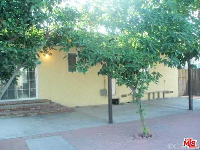 7814 Morella Avenue North Hollywood, CA 91605