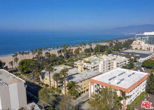 125 Montana Avenue #104 Santa Monica, CA 90403