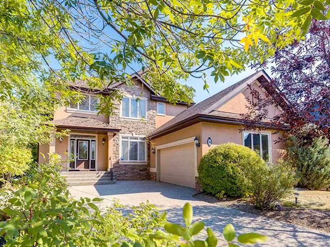 16 Heritage Landing Heritage Pointe, AB T1S 4H4