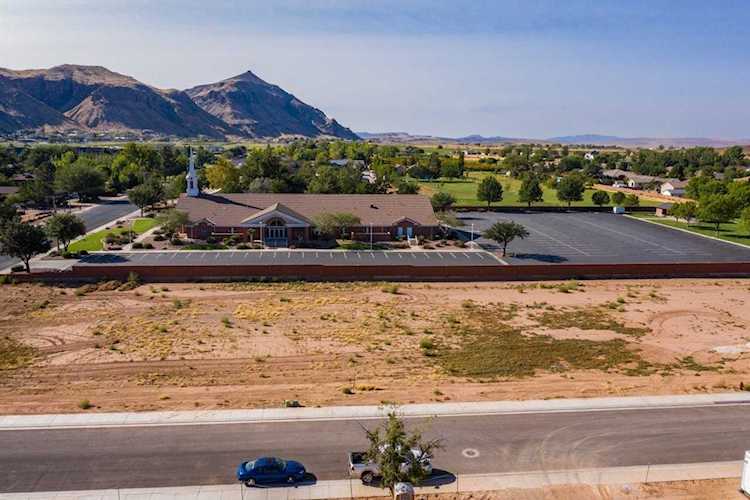 1130 S 700 W #8 Hurricane, UT 84737