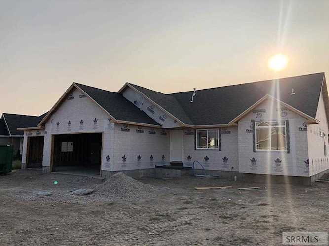 697 Tanglewood Drive Rexburg, ID 83440