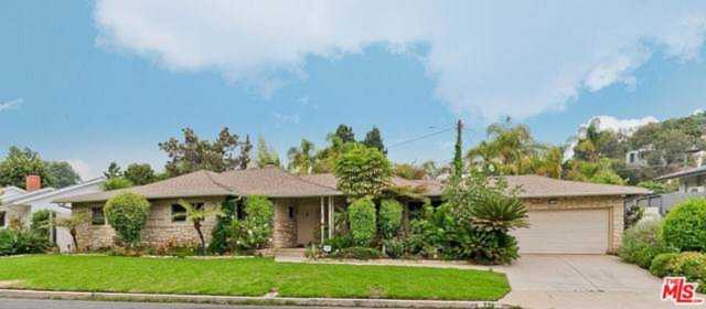 776 Lockearn Street Los Angeles, CA 90049