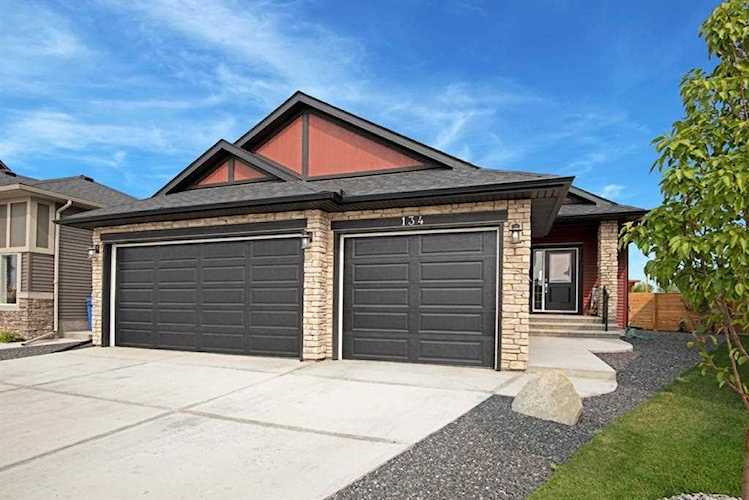 134 Drake Landing Gardens Okotoks, AB T1S 0P9