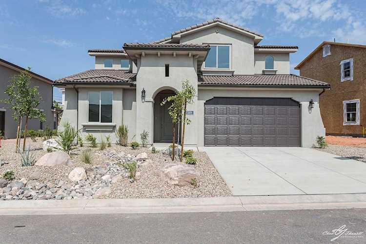 389 N Ladera DR Washington, UT 84780