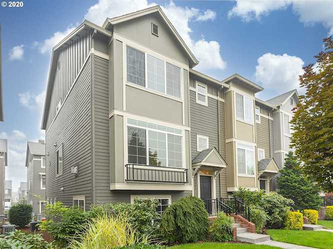 2393 NW 168th Pl Beaverton, OR 97006