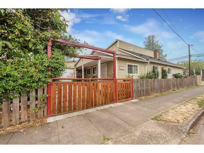 5007 SE 78th Ave Portland, OR 97206