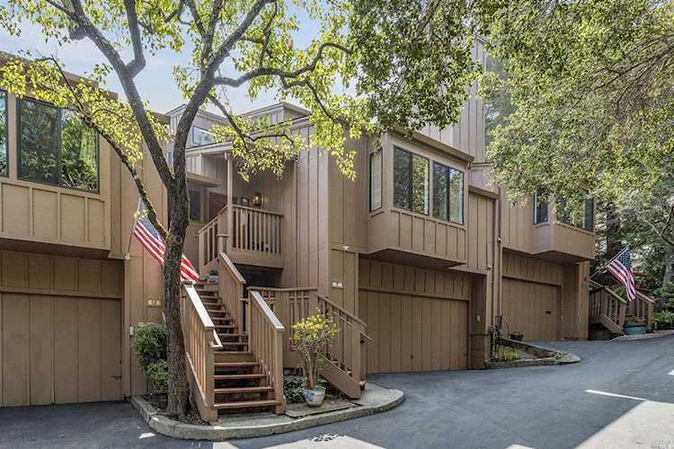 8 Elegant Tern Road Novato, CA 94949