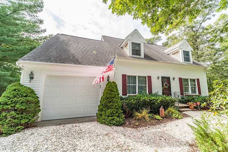 117 Orchard Rd Mashpee, MA 02601