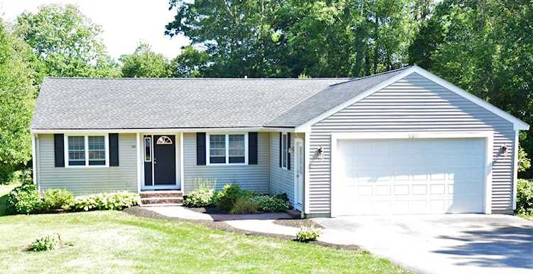 680 High St Hanson, MA 02341