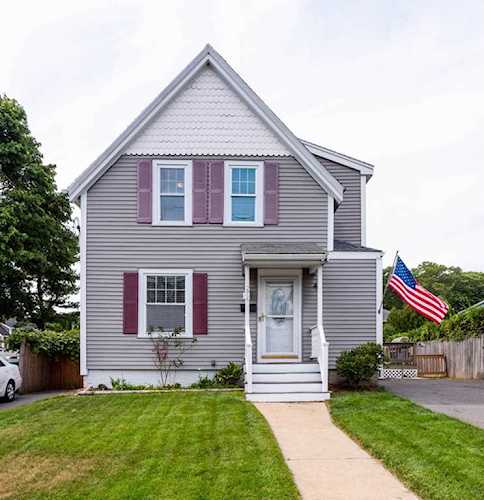 274 Lynnfield St Lynn, MA 01904