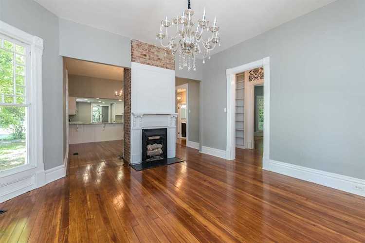 128 W Bruen Street Midway, KY 40347