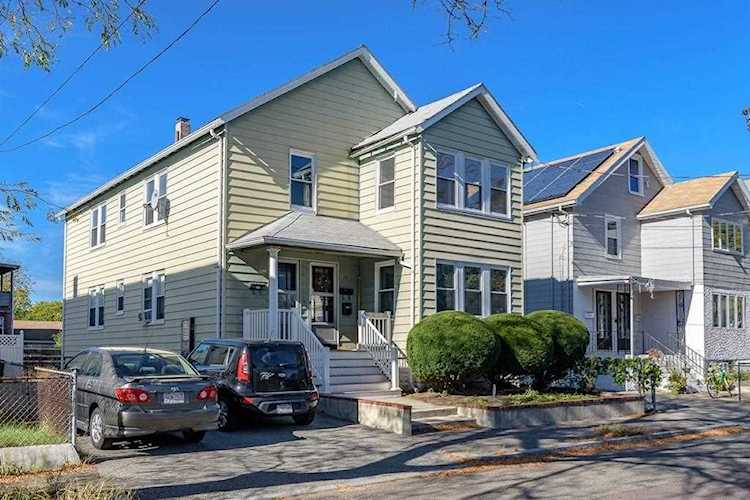 202 Harvard St Malden, MA 02148