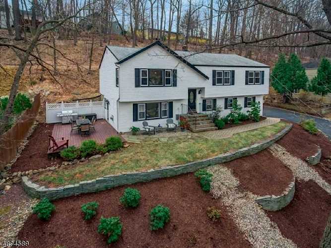 52 Burnham Pky Morris Twp., NJ 07960