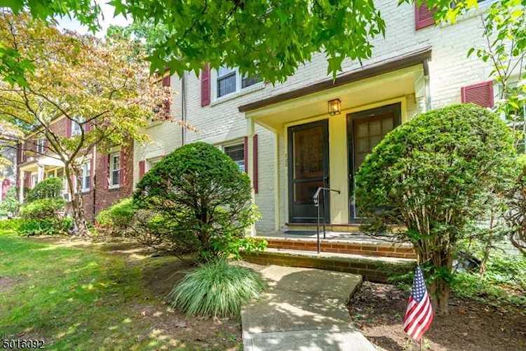 202 Lincoln Park East Cranford Twp., NJ 07016