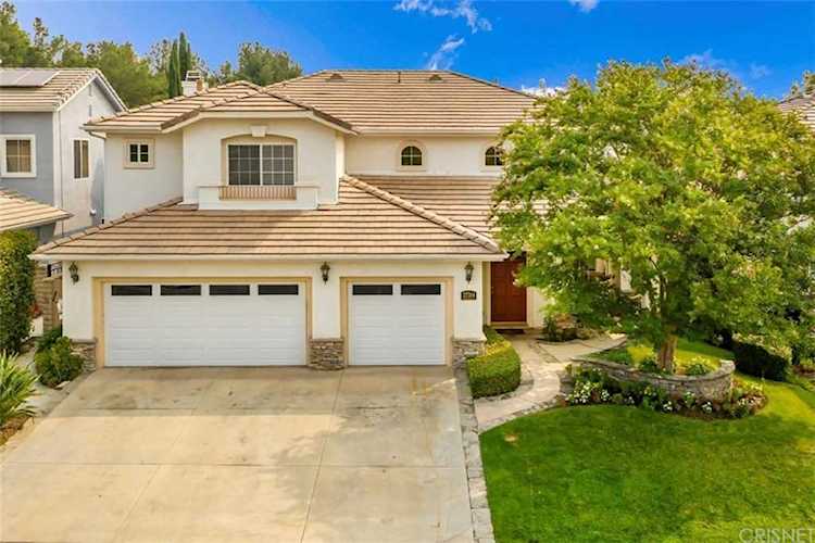 27314 Weathersfield Drive Valencia, CA 91354