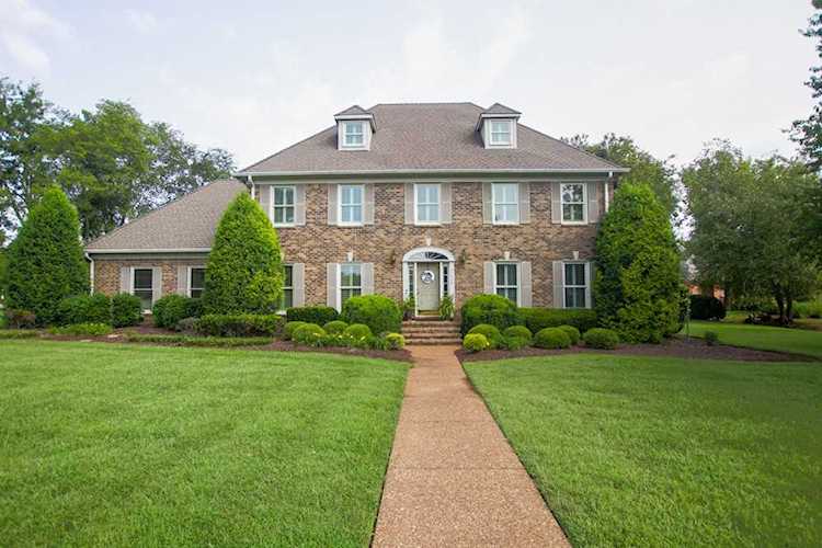 1624 Breckenridge Dr Murfreesboro, TN 37129