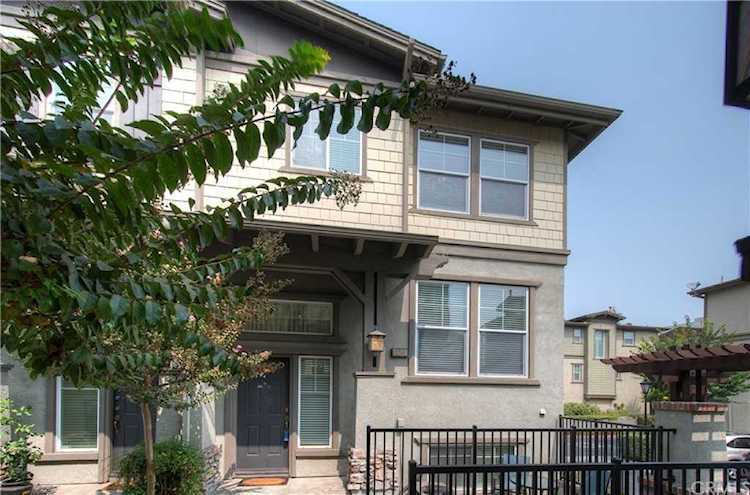 1270 Pebble Drive Harbor City, CA 90710