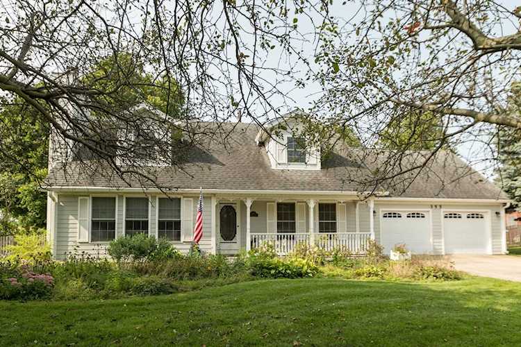 355 Rossford Ln New Lenox, IL 60451