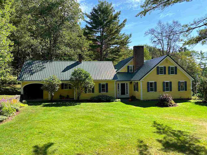 810 Broomstick Hill Rd Littleton, NH 03561