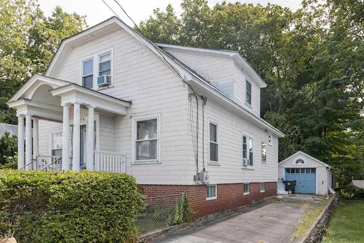278 Sullivan St Manchester, NH 03102