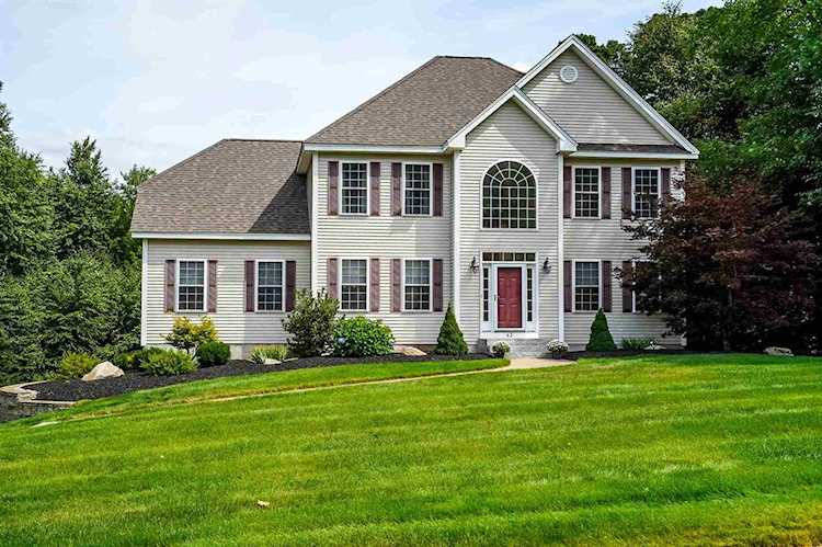 43 Post Rd Hooksett, NH 03106