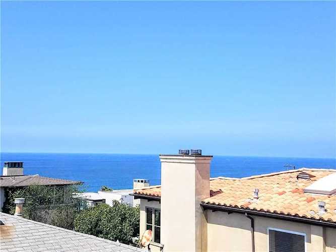 2709 Vista Manhattan Beach, CA 90266