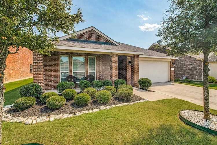 1103 Dickenson Drive Melissa, TX 75454