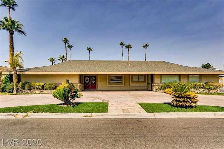 3808 Fairway Circle Las Vegas, NV 89108