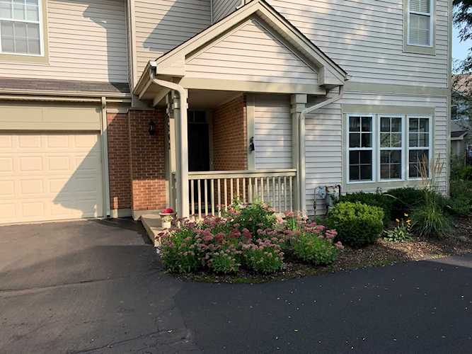 2242 Rockefeller Dr #2242 Geneva, IL 60134
