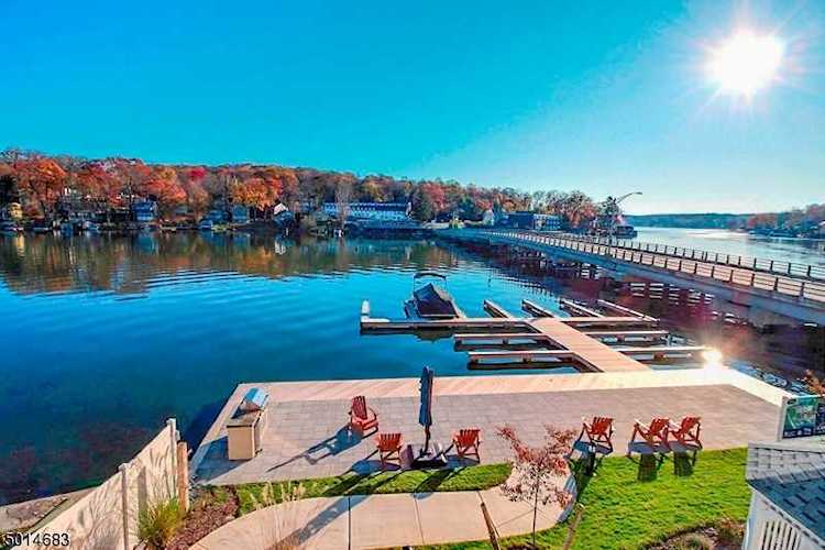 468-2 River Styx Rd Hopatcong Boro, NJ 07843