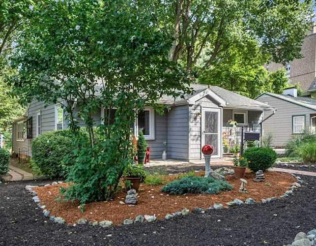 67 Greenwood Street Melrose, MA 02176