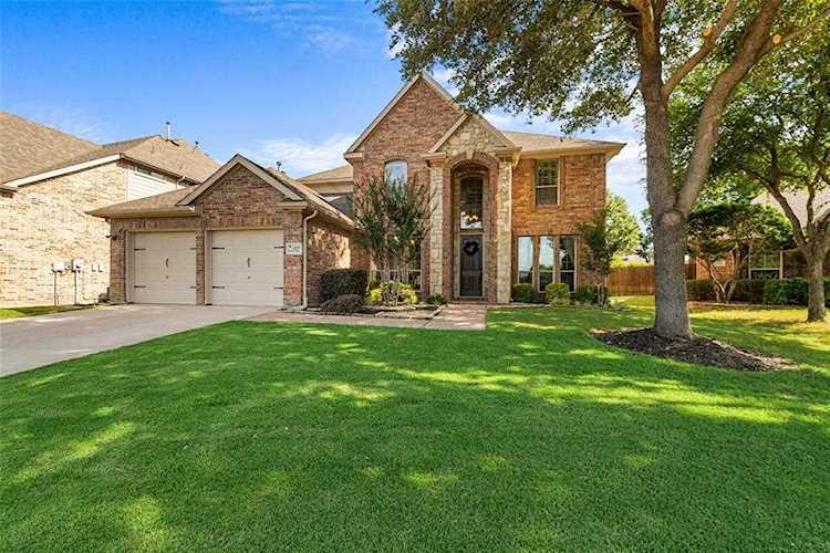 4215 Creek Hill Lane Corinth, TX 76208