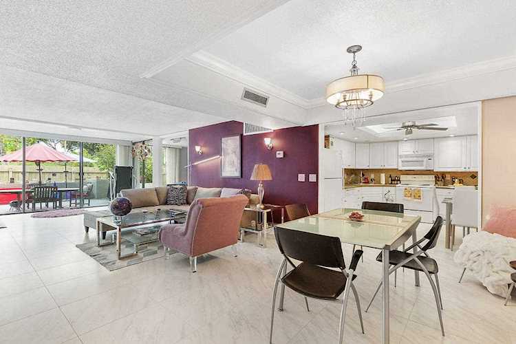 501 SW 11 Place #112 Boca Raton, FL 33432
