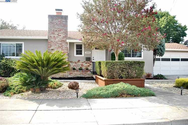 3991 Yale Way Livermore, CA 94550