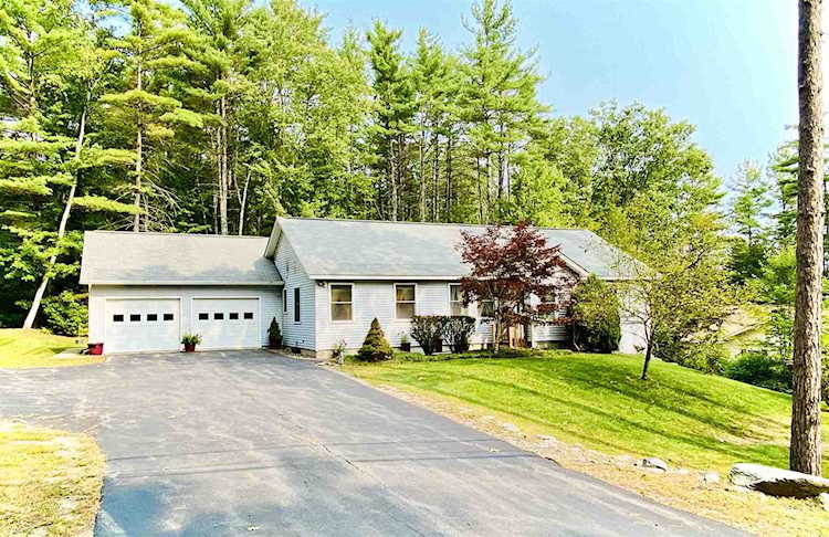 125 Elm St Newport, NH 03773