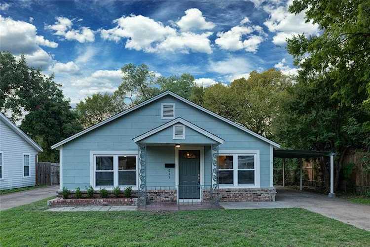 611 Harrisdale Avenue River Oaks, TX 76114