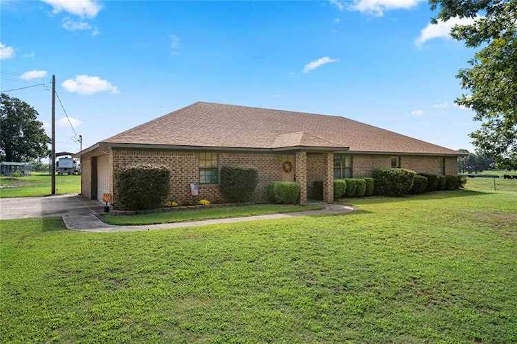 1672 CR 1030 Mount Pleasant, TX 75455