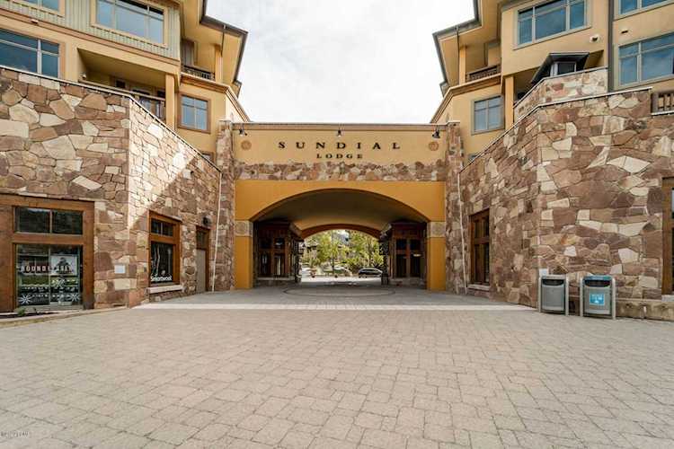 3720 N Sundial Ct Park City, UT 84068