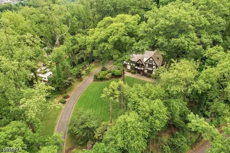 50 Bradford Ave Montclair Twp., NJ 07043